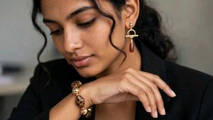 🆕Leopard Print &amp; Gold Bracelet &amp; Earrings Set