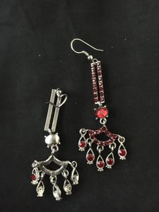 Red vintage glass rhinestone Dangle Earrings