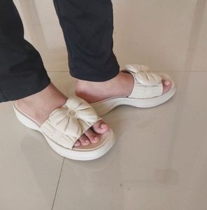 Cute Bow Slides