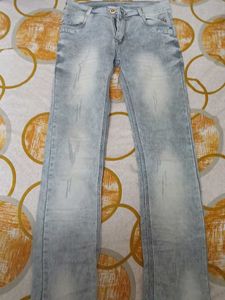 Light Wash Distressed Jeans