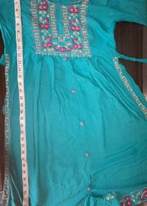 Beautiful Naira Cut  Suit ✨