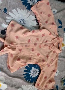Cute Peach Floral top