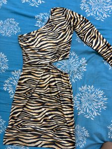 Trendy One-Shoulder Zebra Print Dress