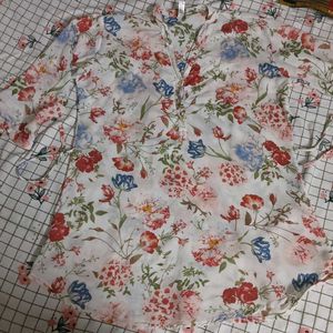 Chic Floral Top with Back Tie