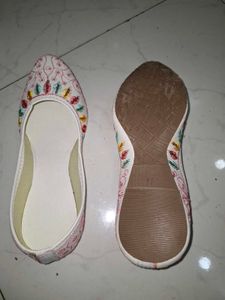 Embroidered Juttis - Traditional Footwear