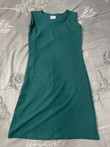 Sleeveless Green A-Line Dress