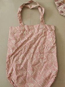 Stylish Printed Tote Bag