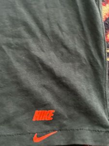 Nike T-Shirt - Just Do It Sneaker Graphic