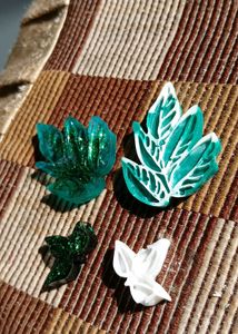 Resin Leaf Set