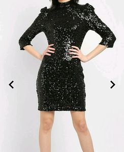 High Neck Embellished Bodycon Dress - Perfect For New Year Party 🎉🎉