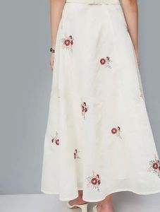 White and red  Floral Embroidered Ethnic Skirt