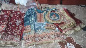 Elegant Teal Velvet Kurta Set with Maroon Dupattat