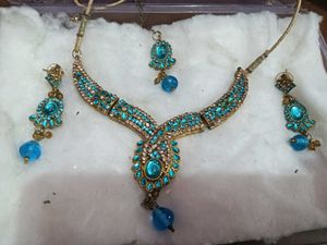 Elegant Turquoise Jewelry Set