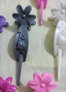 HAIR CLAWS