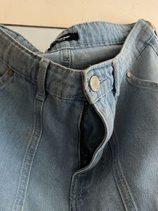 Stylish Wide Leg Cargo Jeans