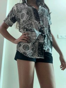 SALE....Bandana Printed Stylish Y2k Shirt (Unisex)