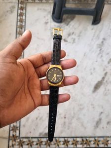 Citizen Quartz Watch - Gold Tone