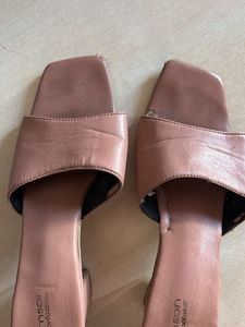 Stylish Women's Slip-On Sandals