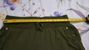 Women's Olive Green Cargo Capri Pants