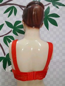 (928)Red Sleeveless Crop Top