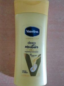 Vaseline Deep Moisture Lotion