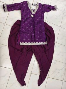 Elegant Grey Kurta Set with Pink Trim