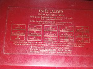 Estee Lauder Deluxe eyeshadow palette