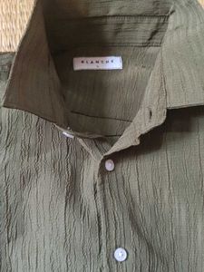 Men's Textured Button-Up Shirt