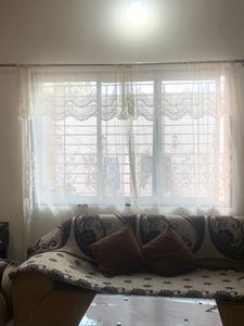 5 Curtains