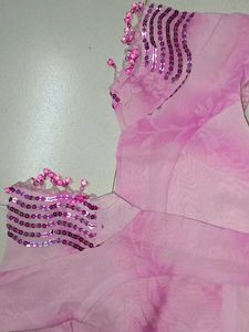 💖Partywear Sequence Work Saree With Blouse