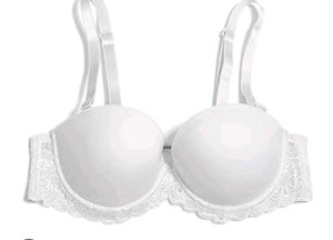 White Lace Trim Bra With Beautiful  Penty