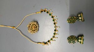 Elegant Green Stone Jewellery Set