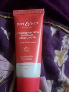 Dot & Key Strawberry Dew Moisturizer