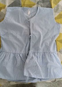 Blue &amp; White Striped Knot Top 💙
