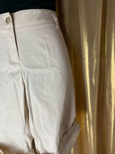 Chic Beige Wide-Leg Cropped Pants