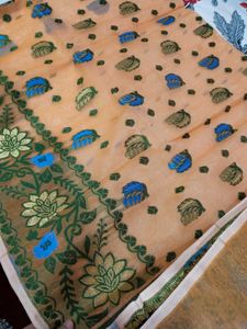 Peach Floral Print Tant Handloom saree