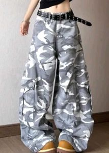 Newme Camouflage Cargo Pants