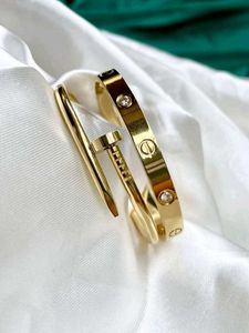 Elegant Gold Nail & cartier Bracelet Set