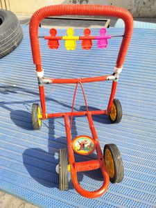 🏕️Vintage Baby Walker Push Car Toy