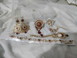 Exquisite Indian Bridal Jewelry Set