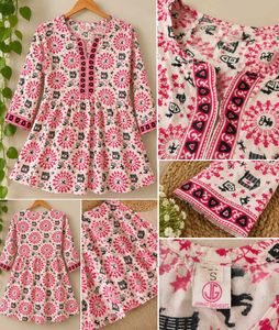 Pink &amp; Black Ethnic Print Kurta