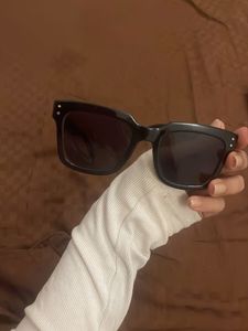 H&amp;M Stylish Black Sunglasses