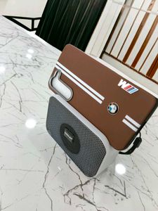 Bluetooth Speaker with mobile Stand