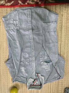 Stylish Men's Grey Denim Shirt