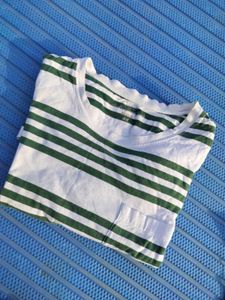 🐲OG H&amp;M Striped T-Shirt with Pocket