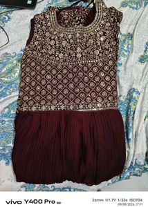 Gown with dupatta and  Dress acchi condition mein
