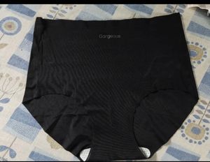 Imported Seamless Black Briefs