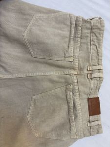 Stylish Beige Straight Leg Jeans