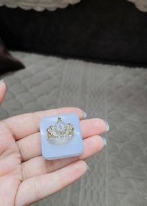 Sparkling Crown Ring