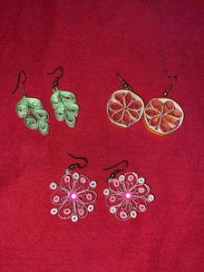 Handmade quilling earrings